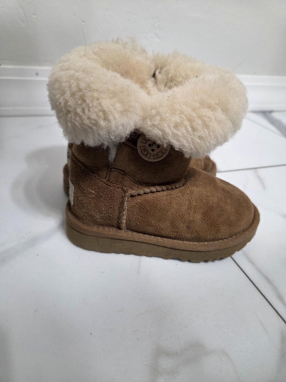 UGG Kids Chestnut Suede Shearling Cuff Boot